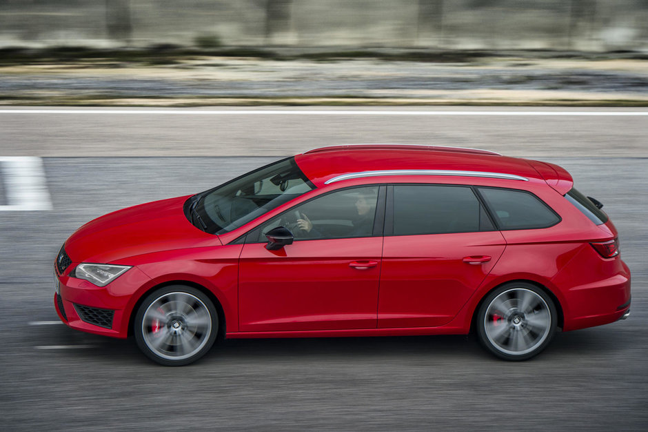 SEAT Leon ST Cupra - Galerie Foto