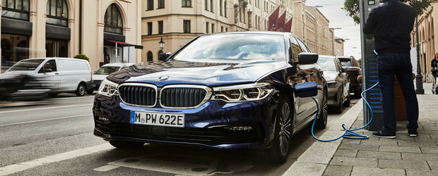 Sedanul electrificat de la BMW a primit imbunatatiri. Acum consuma numai 1.6 litri/100 de kilometri