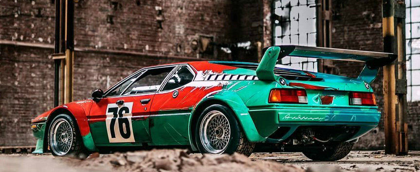 Sedinta foto aniversara. Legendarul BMW M1 pictat de Andy Warhol pozeaza la 4 decenii de la debut