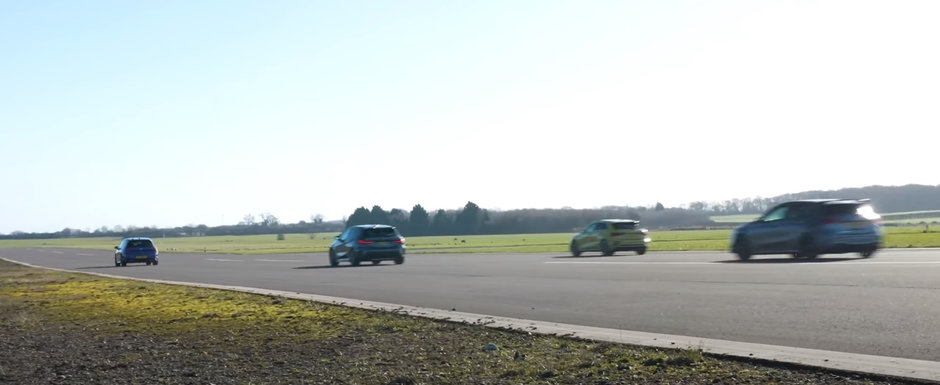 Sefii de la Volkswagen rad, cel mai probabil, in hohote. Noul Golf R a batut Audi S3, BMW M135i si Mercedes A35 AMG Sefii de la Volkswagen rad, cel mai probabil, in hohote. Noul Golf R a batut Audi S3, BMW M135i si Mercedes A35 AMG