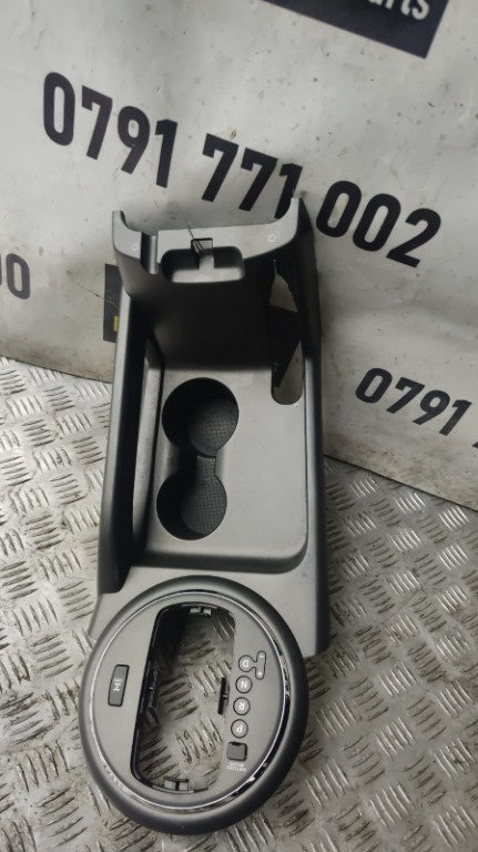 Selector schimbator viteze Kia Sportage 4WD 2.0 CRDI cod motor D4HA transminie automata ,an 2011