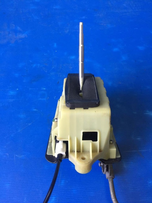 Selector viteze cutie automata Mercedes C class w204 2007