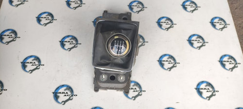 Selector viteze cutie manuala VW Passat B6 cod: 3C0711049R
