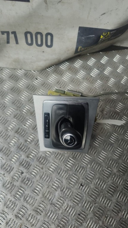 Selector viteze Mercedes C-Klass W204 2.2 CDI 170Cp / 125 kW , cod motor OM651911 ,an 2013 cod A2042...