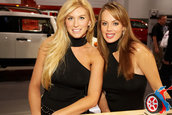 SEMA 2007 GIRLS