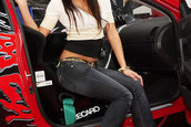 SEMA 2007 GIRLS