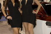 SEMA 2007 GIRLS