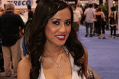 SEMA 2007 GIRLS