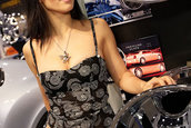 SEMA 2007 GIRLS