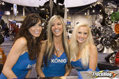 SEMA 2007 GIRLS