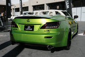 SEMA 2009: Menage a trois cu Lexus IS C