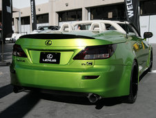 SEMA 2009: Menage a trois cu Lexus IS C