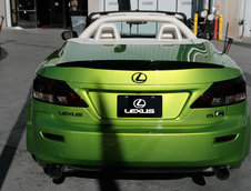 SEMA 2009: Menage a trois cu Lexus IS C