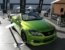 SEMA 2009: Menage a trois cu Lexus IS C