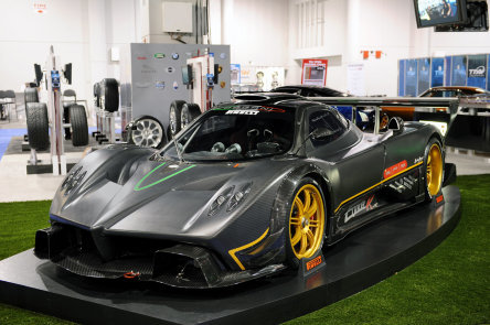SEMA 2009: Pagani Zonda R - Un mod perfect de a te... orice SEMA 2009: Pagani Zonda R - Un mod perfect de a te... orice