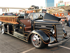 SEMA 2011: Mack 1944