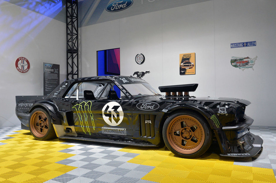 SEMA 2014: Ford Mustang Hoonicorn RTR