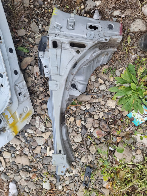 Semi Aripa Stanga Fata Volkswagen Golf 7 - Motorina 2015, -