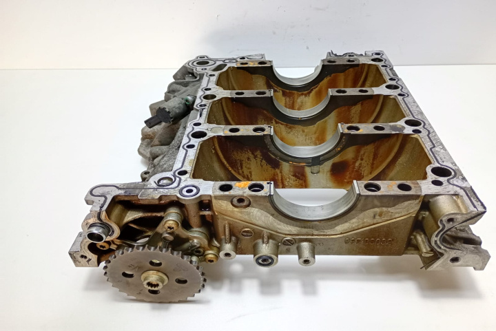 Semi baie ulei 2.4 fsi / 3.0 tfsi / 4.0 tfsi 06E103032 Audi A6 4G/C7 [2010 - 2014]