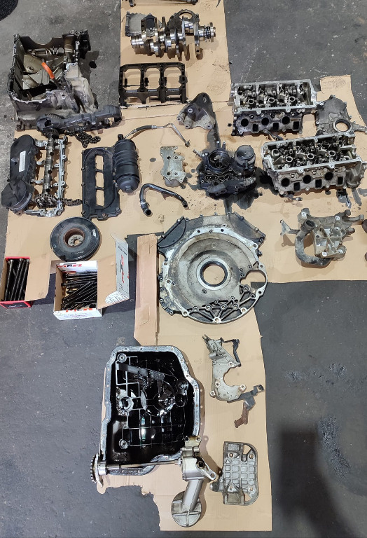 Semi baie ulei Volkswagen Touareg 3.0 TDI