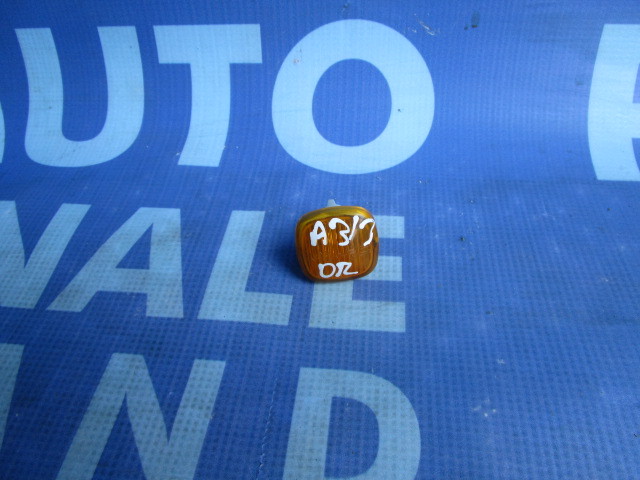 Semnal Audi A3 : 400949127 (lucas)