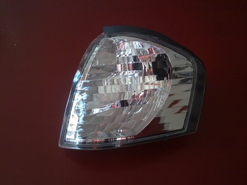 SEMNAL CLAR MERCEDES W202 C-KLASS -FUNDAL CROM -COD 1670077