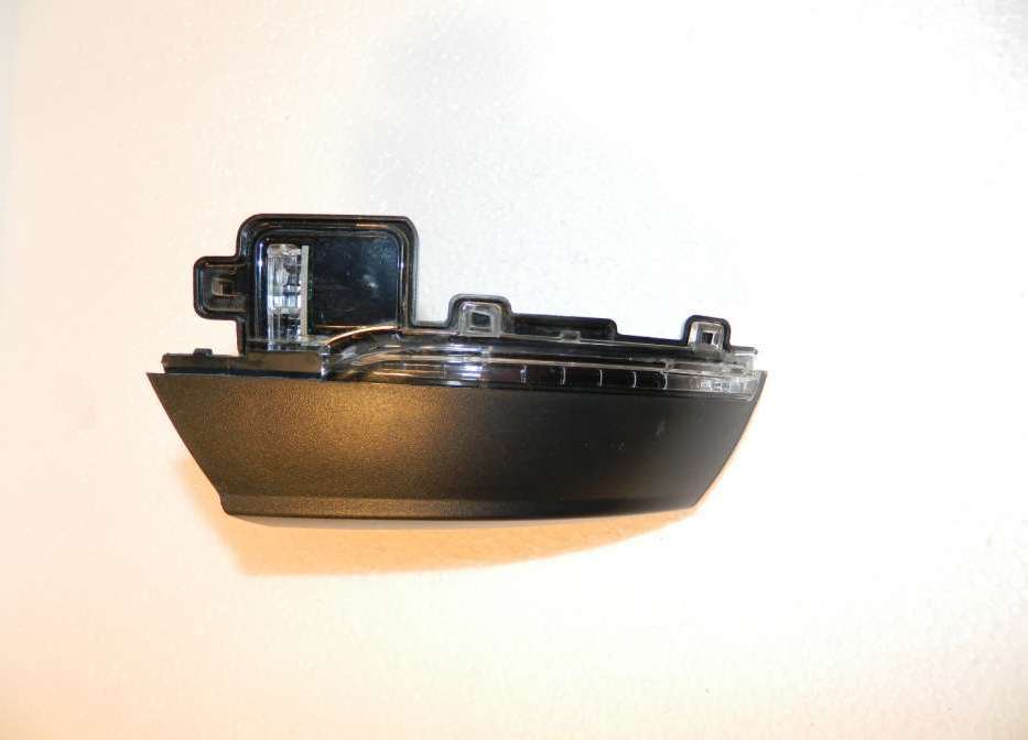 Semnal oglinda stanga VW POLO model 2009-2013