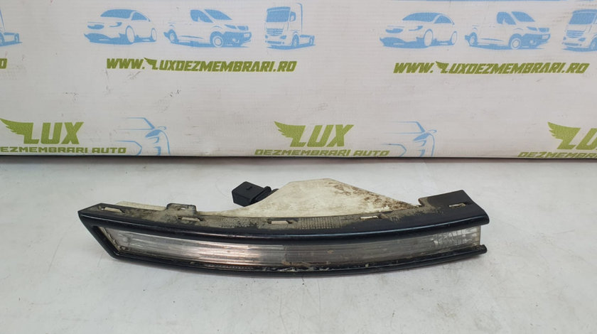 Semnalizare bara fata dreapta 3c0953042h Volkswagen VW Passat B6 [2005 - 2010]