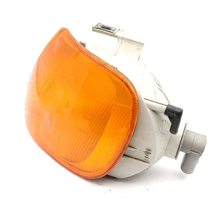 Semnalizare De Langa Far Stanga Vw Polo (6N1) 1994-1999 1H0953123E, 1H0 953 123 E, 1H0953123, 1H0 953 123, 962831, 962 831 Socop