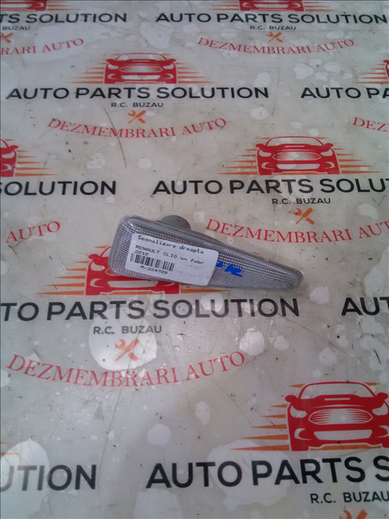Semnalizare dreapta RENAULT CLIO an fabr 2010