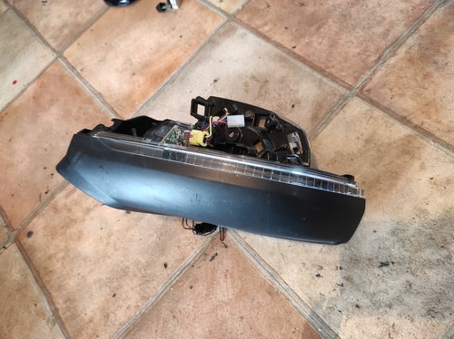 Semnalizator oglinda stanga Audi Q5 II SQ5 (2017-2023) cod 80B857409A, 80B857409A