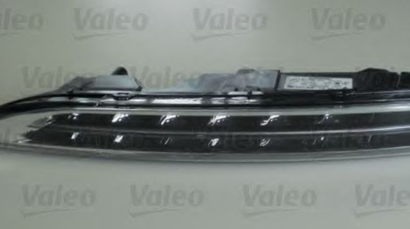 Semnalizator PORSCHE CAYENNE (92A) (2010 - 2016) VALEO 044561 piesa NOUA