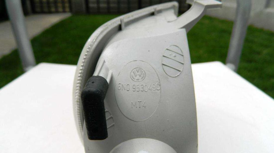 Semnalizator stanga far VW Polo 6N model 1994-1999 cod 6N0953049C