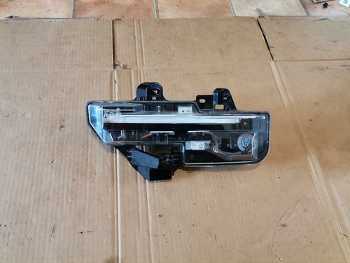 Semnalizator stanga Mazda CX-30 (2020-2022) cod DFR5-51070