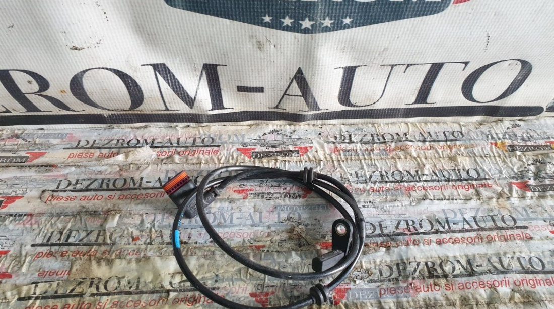 Senzor ABS dreapta spate Mercedes-Benz GLK (X204) 350 3.5 4-matic 306cp cod piesa : A2045401317