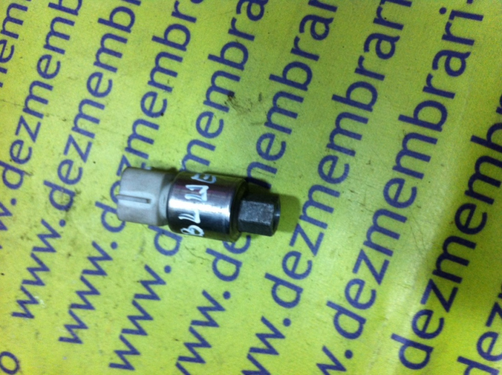 Senzor ac Ford Mondeo MK3 [facelift] [2003 - 2007] Liftback 5-usi 2.0 TDCi 5MT (115 hp) MK3 (B5Y) LX