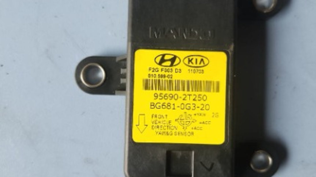 Senzor acceleratie Hyundai I40 1.7 CRDI D4FD 2012 Cod : 95690-2T250