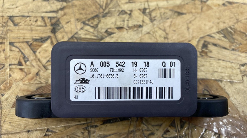 Senzor acceleratie Mercedes Benz GLK 350 CDI suv 2011 (A0055421918)