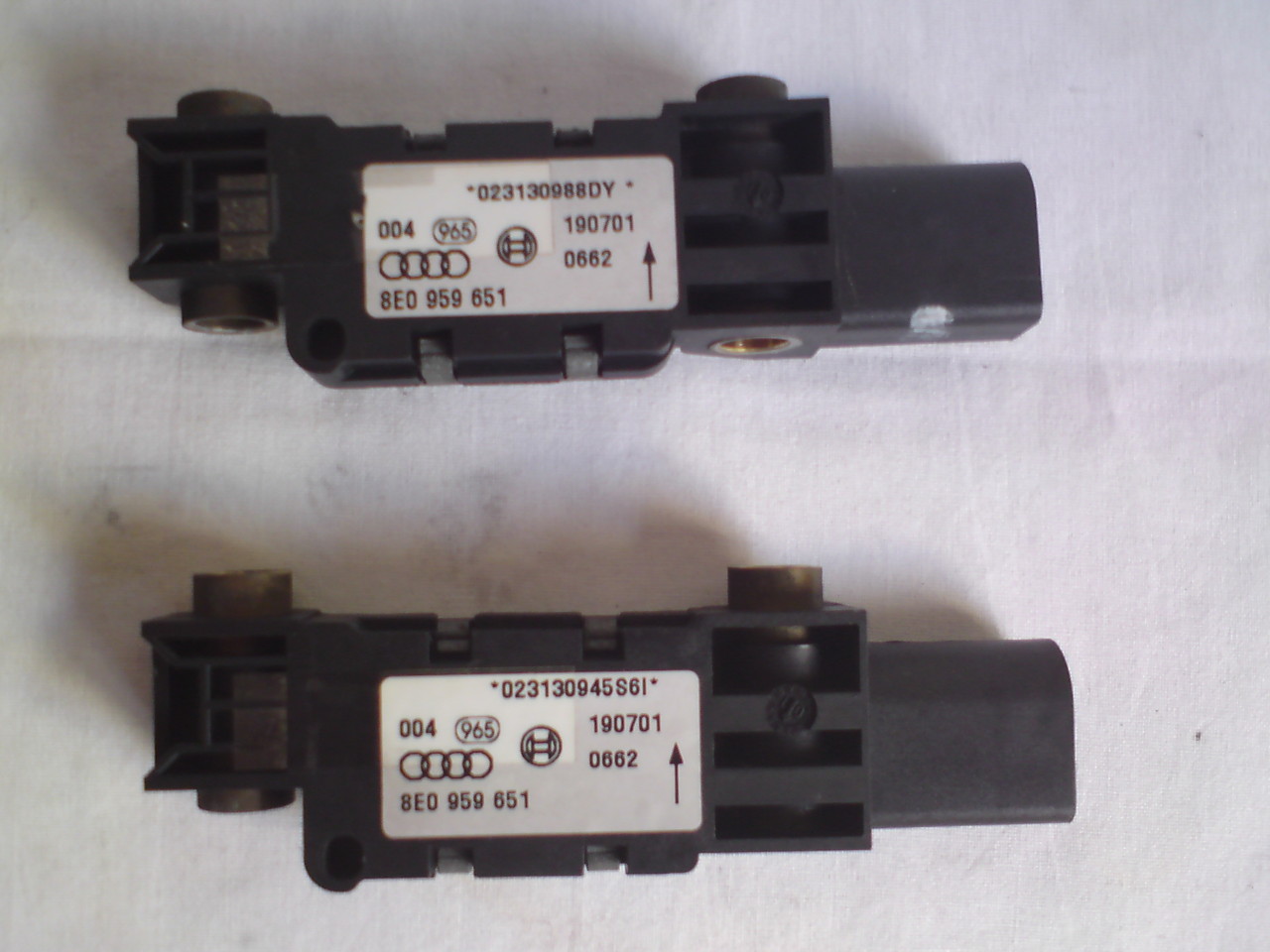 Senzor Airbag Audi A4 B6 / B7 ( 2001 - 2008 ) 8E0959651