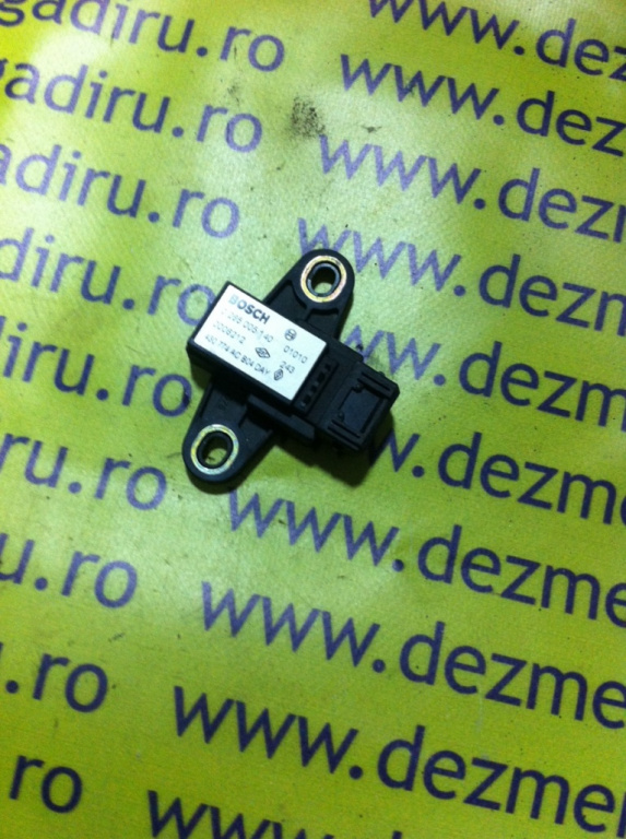 Senzor airbag Renault Scenic [facelift] [1999 - 2003] RX4 minivan 5-usi 2.0 16v MT 4WD (139 hp) I (JA0/1_) RX4