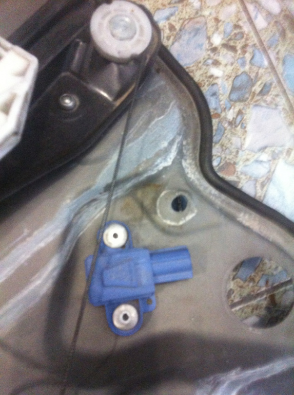 Senzor airbag usa stanga fata Skoda Octavia 2 [2004 - 2008] Liftback 5-usi 1.9 TDI DSG (105 hp) (1Z3)