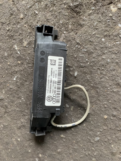 Senzor alarma 8E0951177 Audi A4 B7 [2004 - 2008] Avant wagon 5-usi 2.0 multitronic (131 hp) 2.0 - AL...