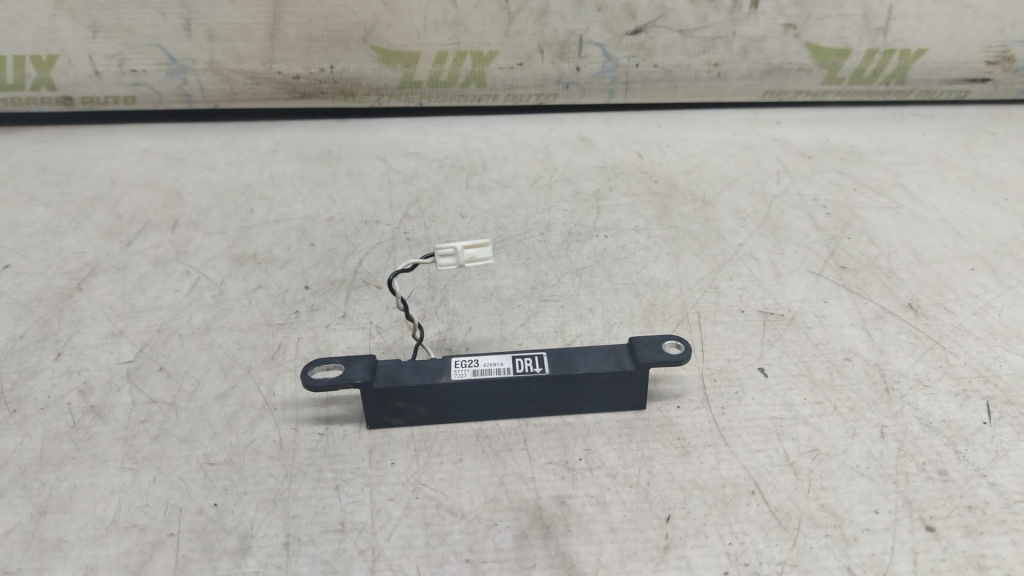 Senzor amplificator antena Eg23676n1a Mazda CX-7 [2006 - 2009] 2.3 mzr L3Y7