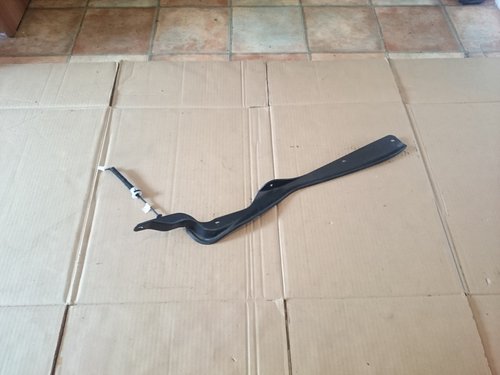 Senzor antena Mazda CX-30 cod: DGJ1DFR7 / 3023893 / 10125846