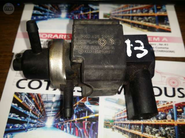 Senzor AUDI A4 059906629A059906629A