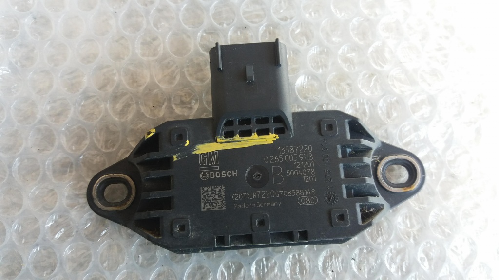 Senzor auto chevrolet aveo 1.3 cdti 2012 0265005928 13587220