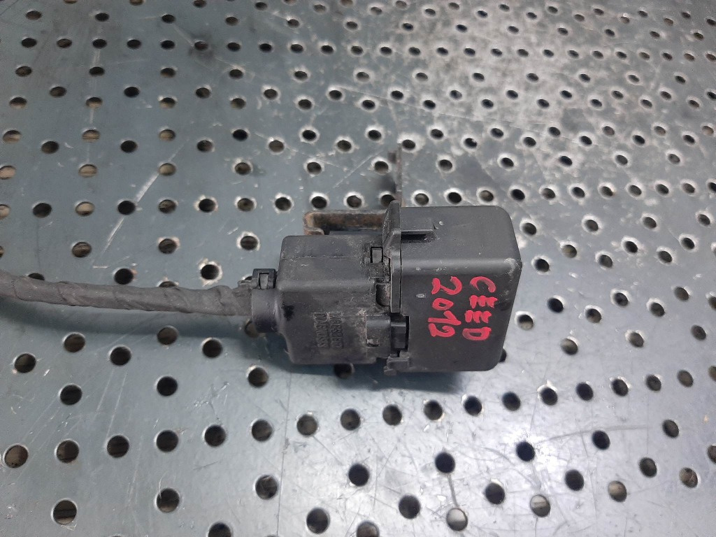 Senzor auto kia ceed 2 jd mg632867