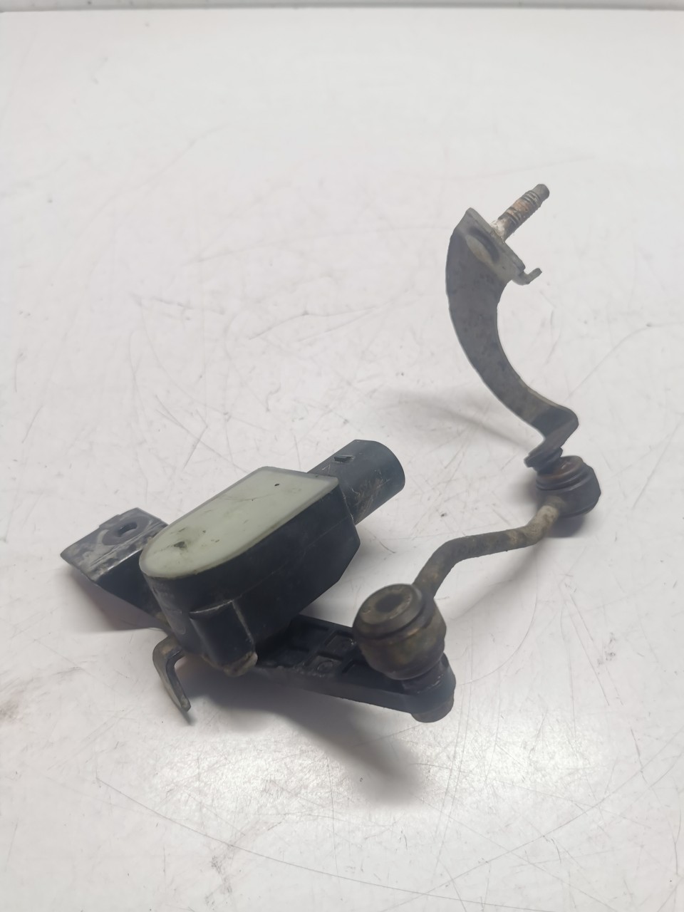Senzor Autolevel VW Passat B6 1T0907503 senzor nivel faruri Audi Skoda Seat