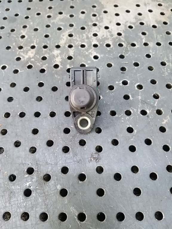 Senzor ax came 1.9 dci renault scenic 2 8200038472