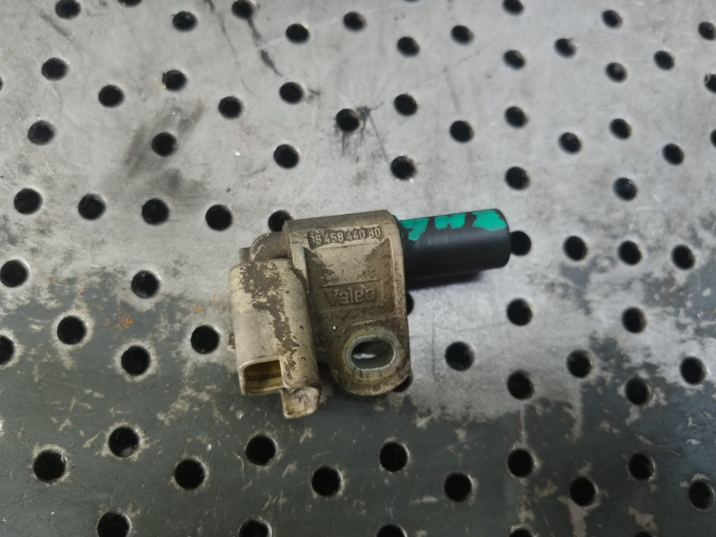 Senzor ax cu came 1.6 hdi peugeot 307 207 citroen c5 c3 c4 9645844080